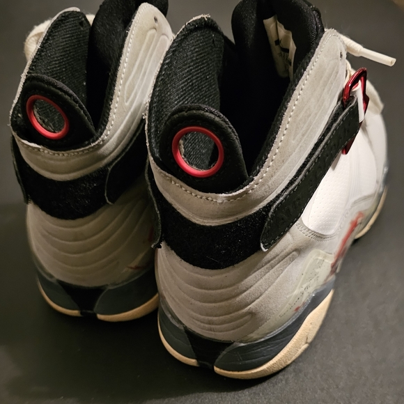 AIR Jordan 8 Varsity Red 2011 M size 9 - Picture 3 of 6